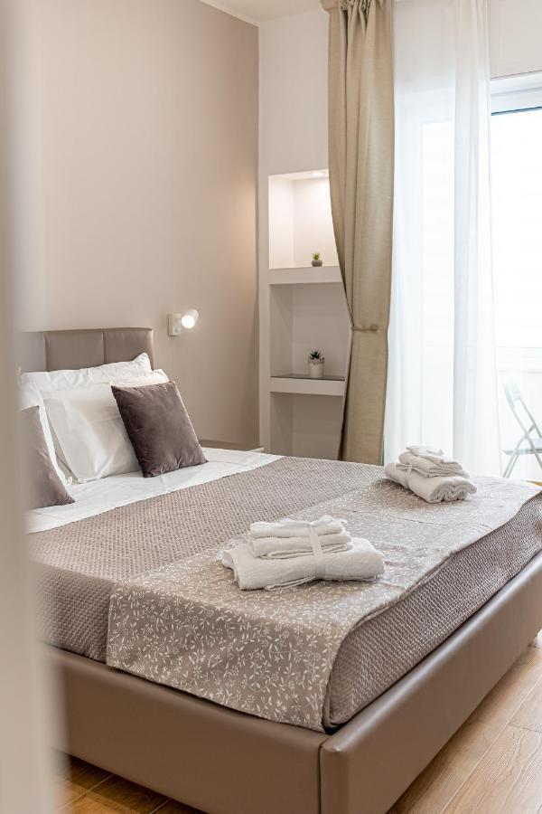 Bed and Breakfast White Gold Napoli Esterno foto