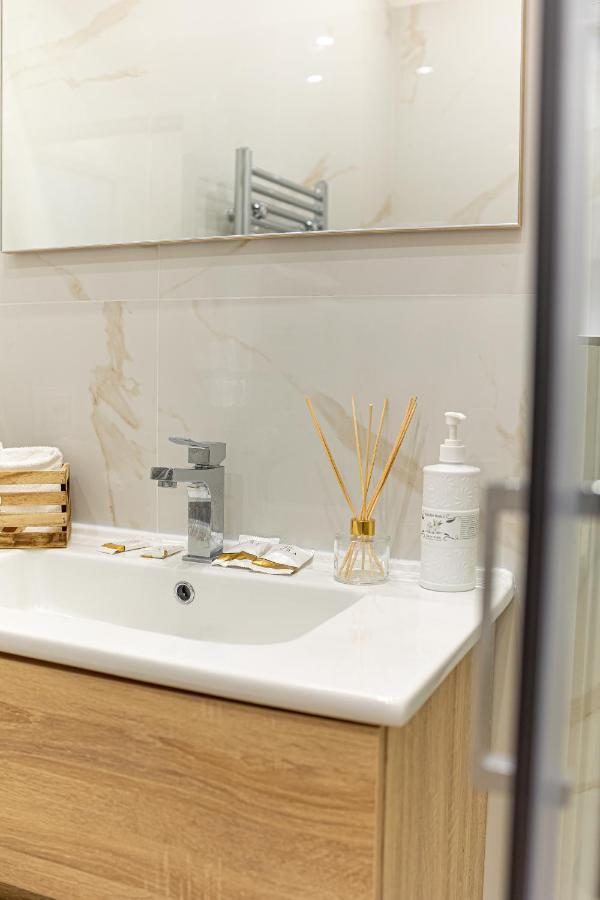 Bed and Breakfast White Gold Napoli Esterno foto