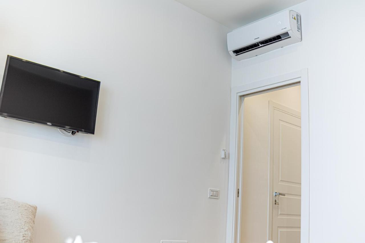 Bed and Breakfast White Gold Napoli Esterno foto