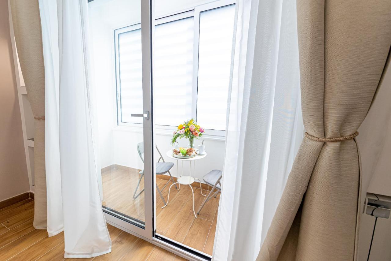 Bed and Breakfast White Gold Napoli Esterno foto