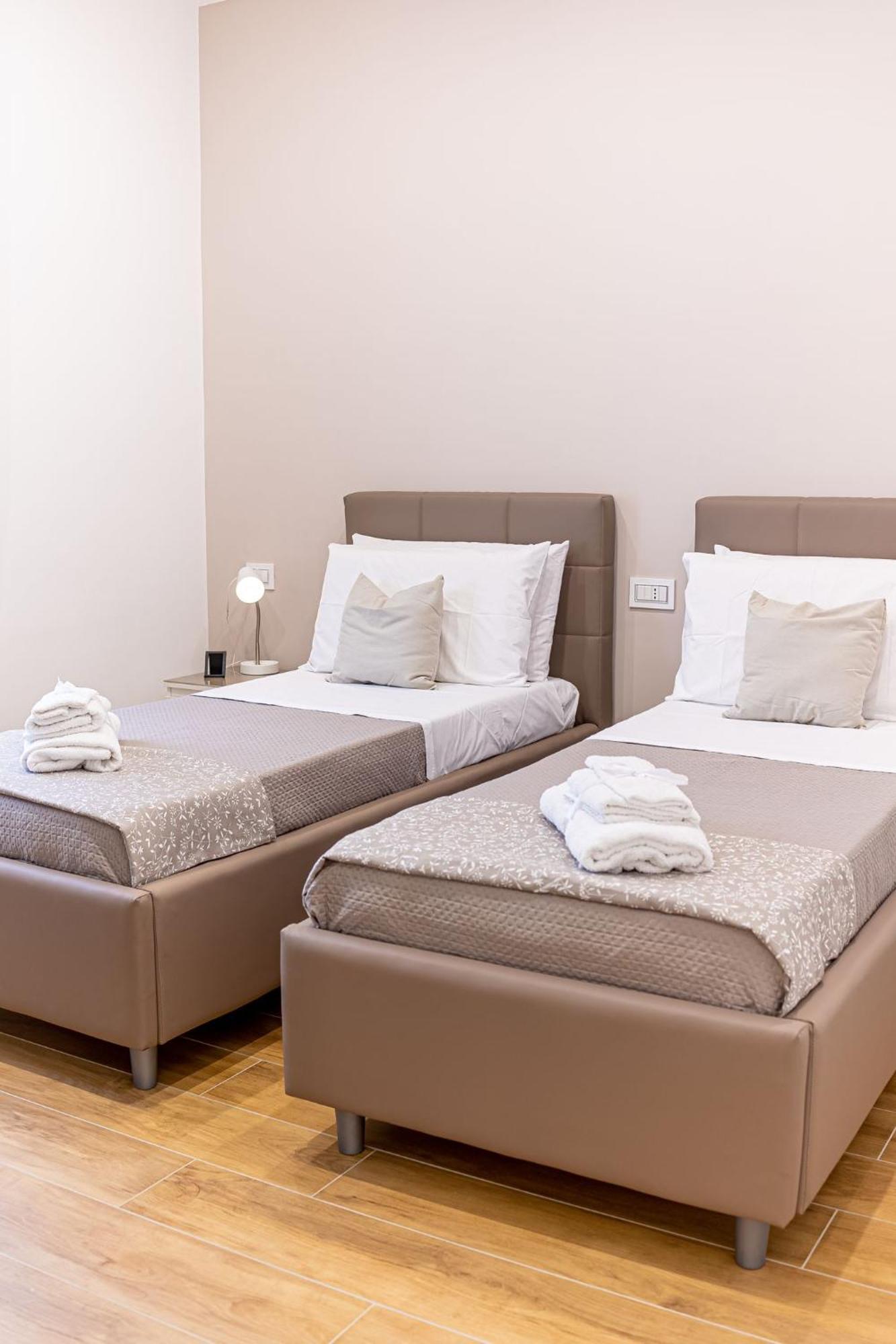 Bed and Breakfast White Gold Napoli Esterno foto